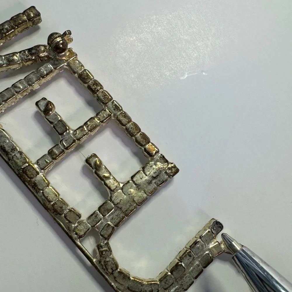 Queen Rhinestone Pin (back missing) - Picture 4 of 4